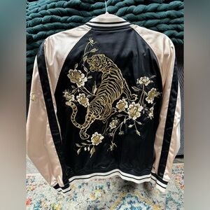 Silky Soft STUNNING Reversible Bomber !!